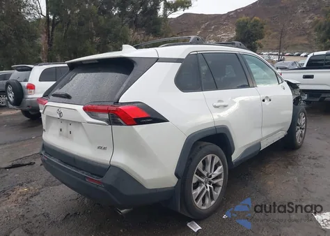 2022 Toyota Rav4 Xle Premium z USA, uszkodzony, nr VIN 2T3C1RFV9NW189901